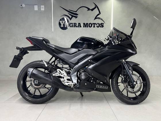 YAMAHA YZF R15 